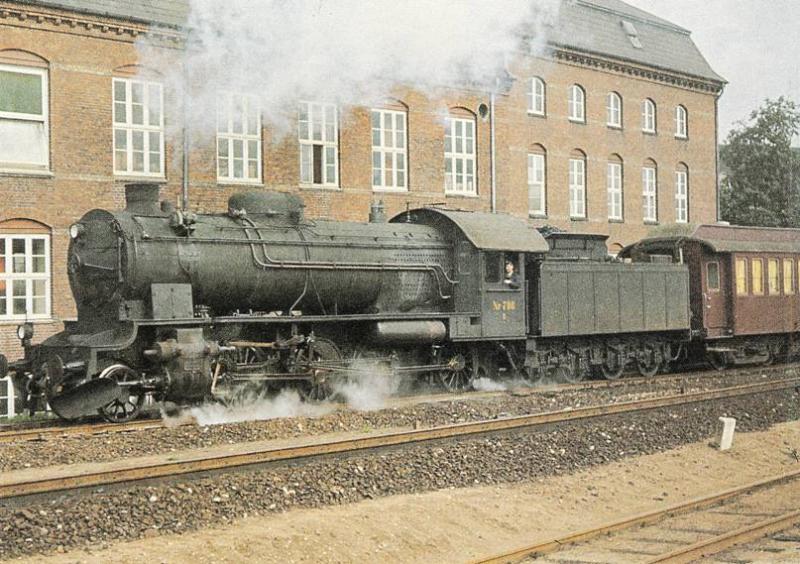 H 798 med kinovogn og godstog, 1968 Kolding - HGC foto